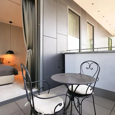 Apartamento Luxury In Bosco Verticale Isola Milão